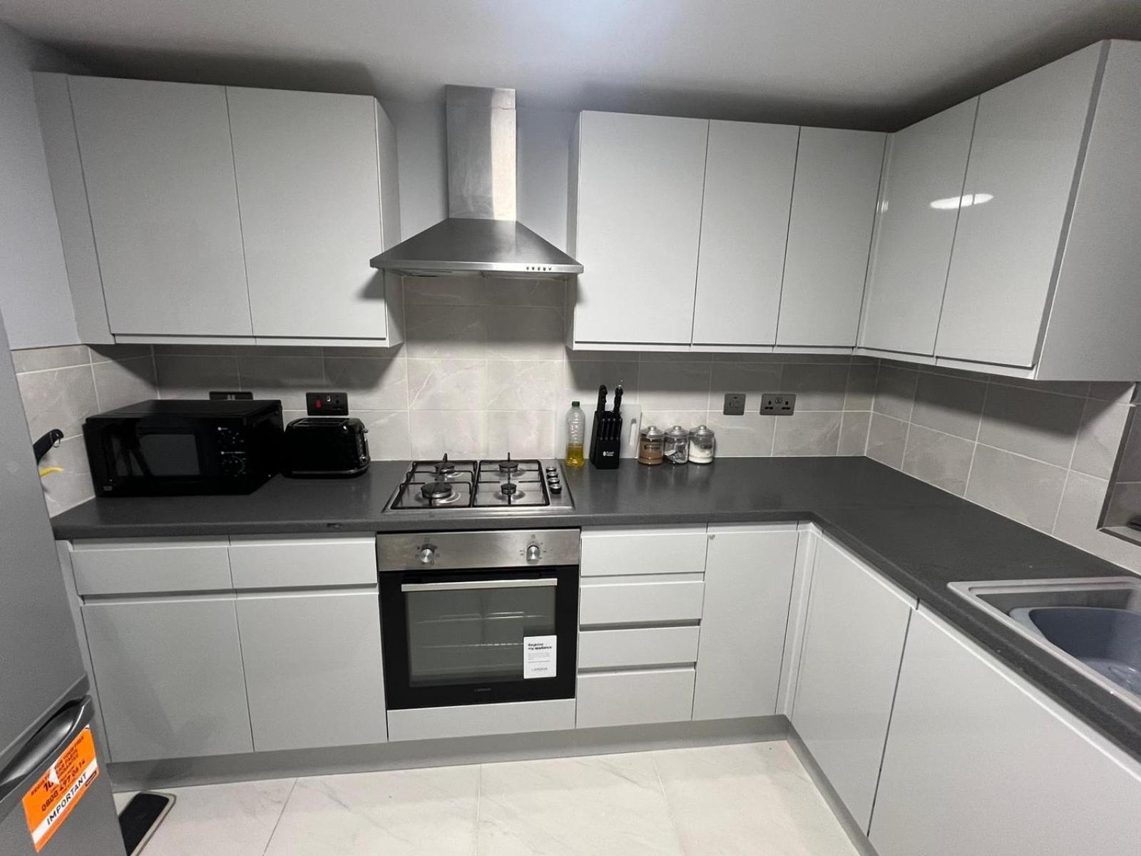 Apartment Elm Road Leyton *