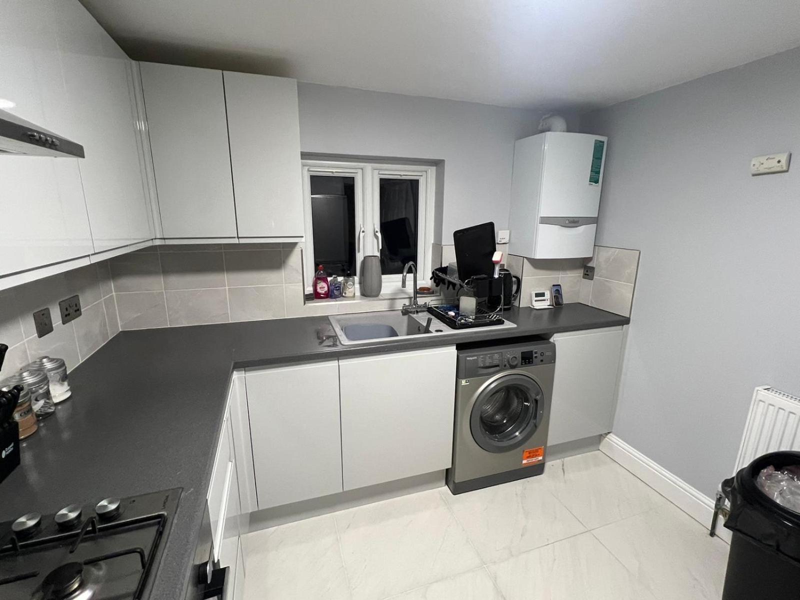 Apartment Elm Road Leyton *
